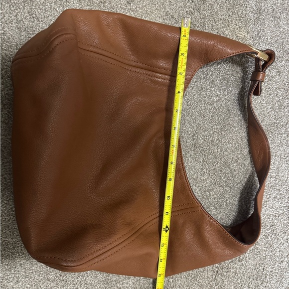 Micheal Kors Handbag - Picture 5 of 6